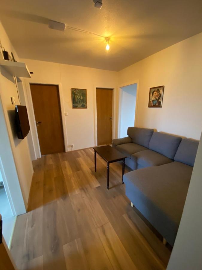 Alftartunga Farm Guesthouse บอร์กาเนส ภายนอก รูปภาพ