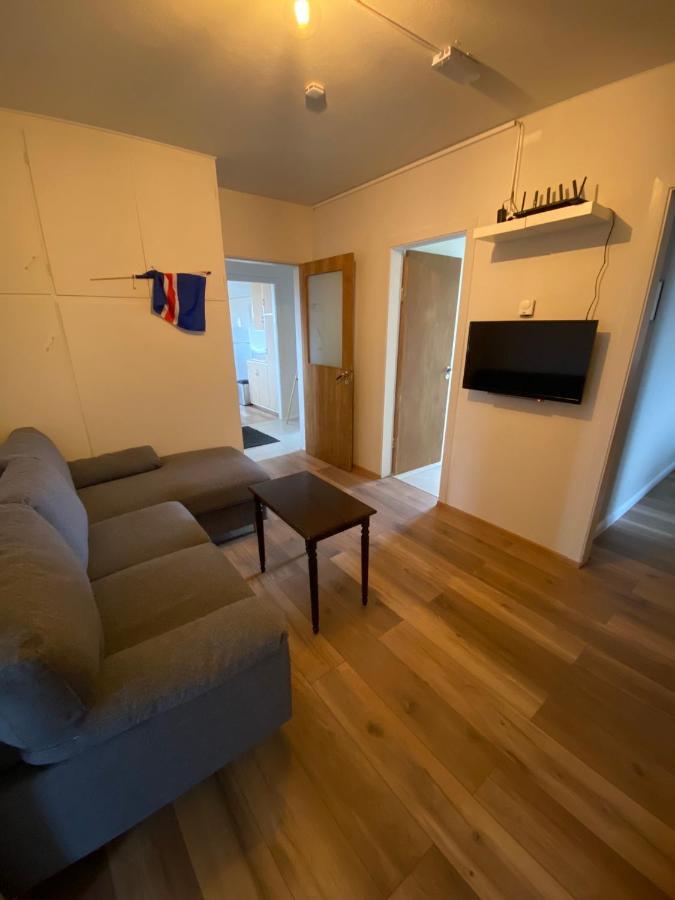 Alftartunga Farm Guesthouse บอร์กาเนส ภายนอก รูปภาพ