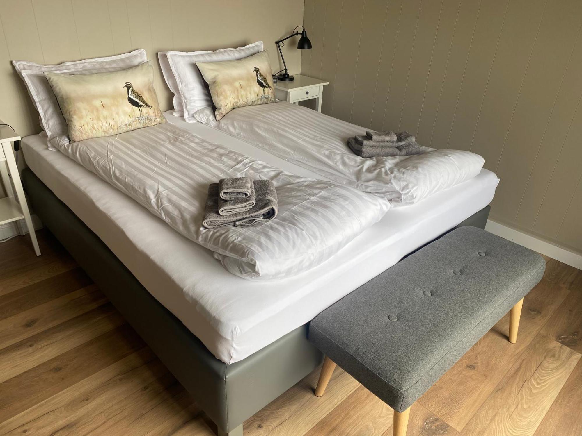 Alftartunga Farm Guesthouse บอร์กาเนส ภายนอก รูปภาพ